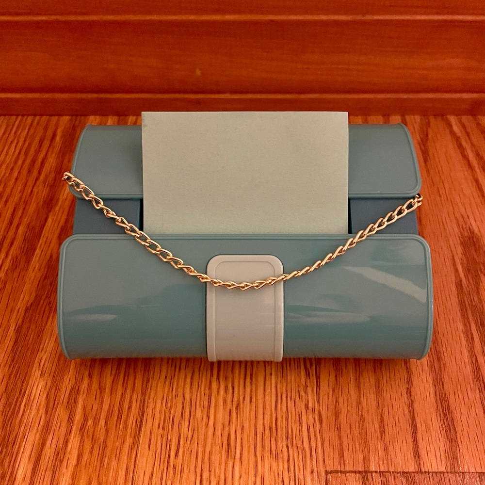 Post-it Note Purse Dispenser